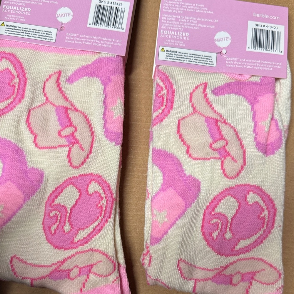 Barbie Pink and Cream cowboy hat Western crew Socks set of 2 size 9-13 - Picture 3 of 5
